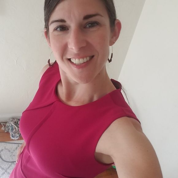 Meet your Posher, Kristy - Picture 2 of 2